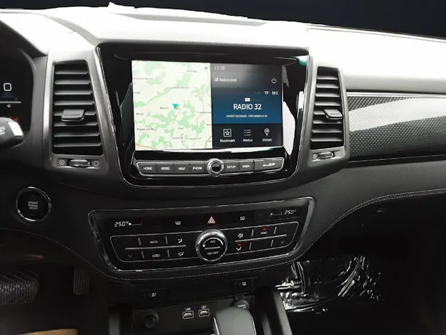 SsangYong Grand Musso 2.2 e-XDI Sapphire