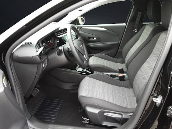 Vehicle image 4 Vehicle image 4