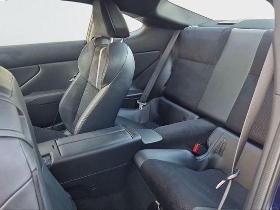 Vehicle image 7 Vehicle image 7