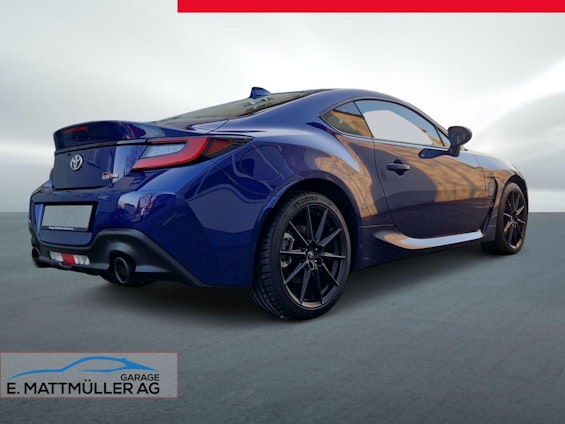 Vehicle image 3 Vehicle image 3