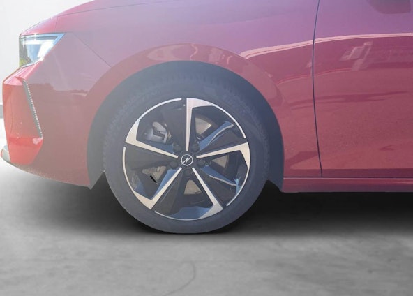 Vehicle image 3 Vehicle image 3