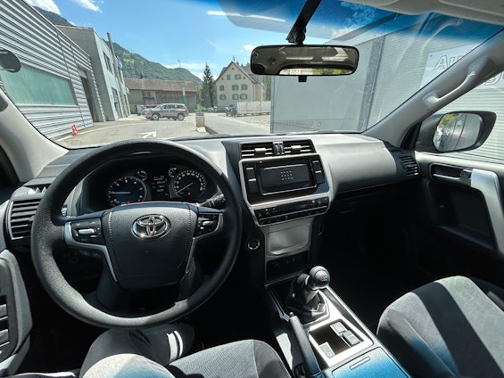 Vehicle image 12 Vehicle image 12