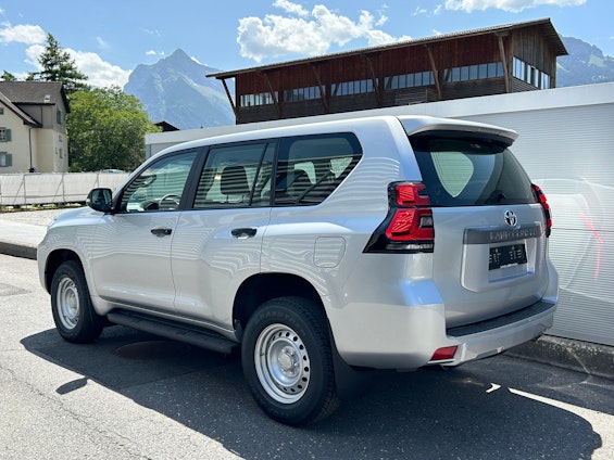 Vehicle image 2 Vehicle image 2