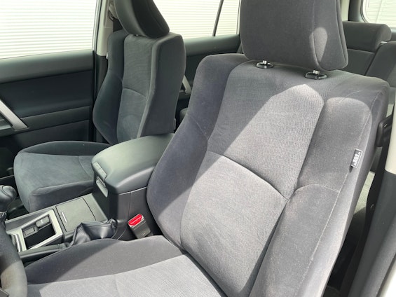 Vehicle image 6 Vehicle image 6