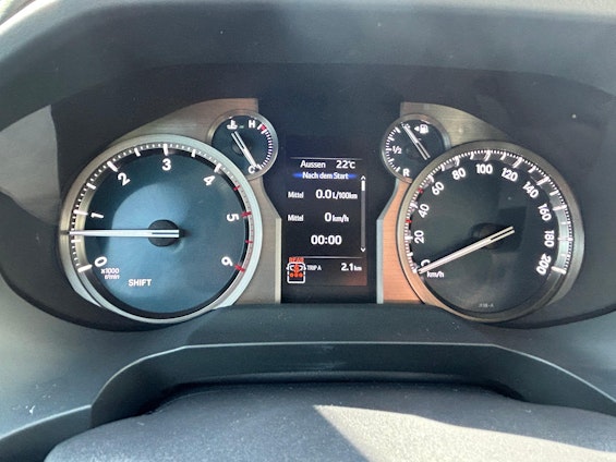 Vehicle image 10 Vehicle image 10