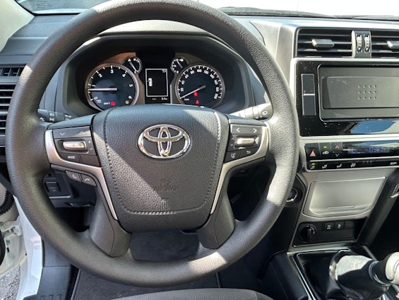 Vehicle image 5 Vehicle image 5