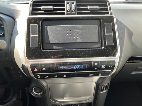 Vehicle image 12 Vehicle image 12