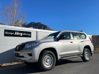 Vehicle image TOYOTA LANDCRUISER