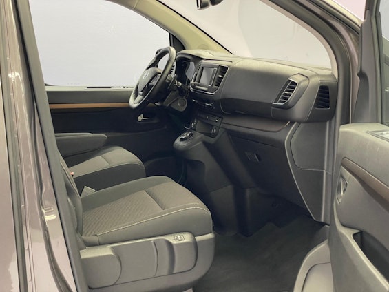 Vehicle image 7 Vehicle image 7