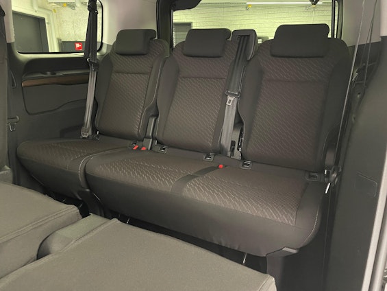 Vehicle image 11 Vehicle image 11