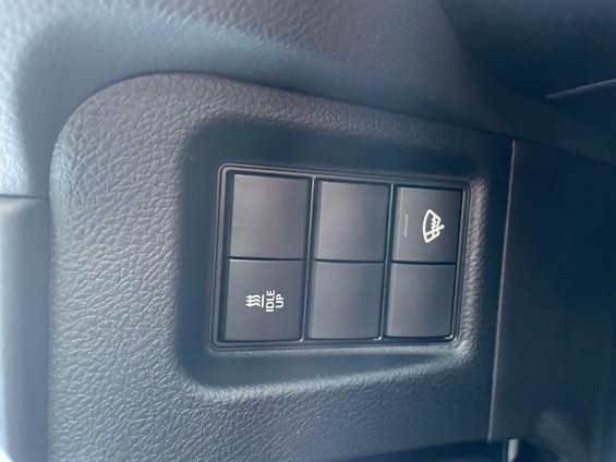 Vehicle image 8 Vehicle image 8