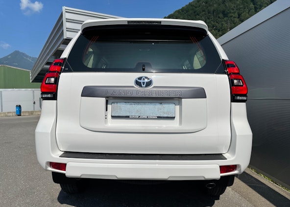 Vehicle image 4 Vehicle image 4