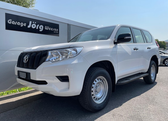 First vehicle image First vehicle image