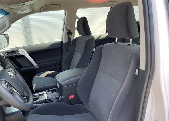 Vehicle image 5 Vehicle image 5