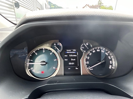 Vehicle image 9 Vehicle image 9