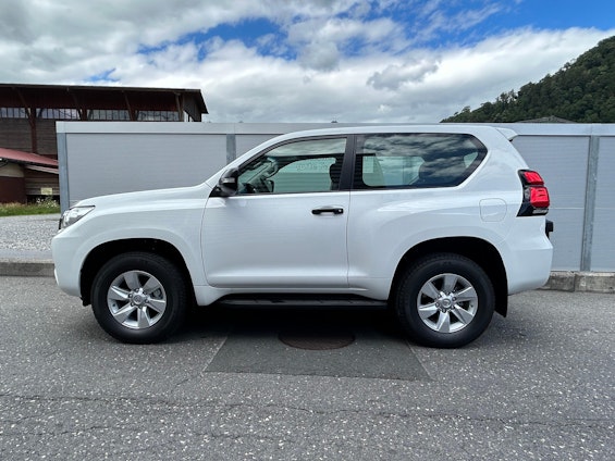 Vehicle image 2 Vehicle image 2