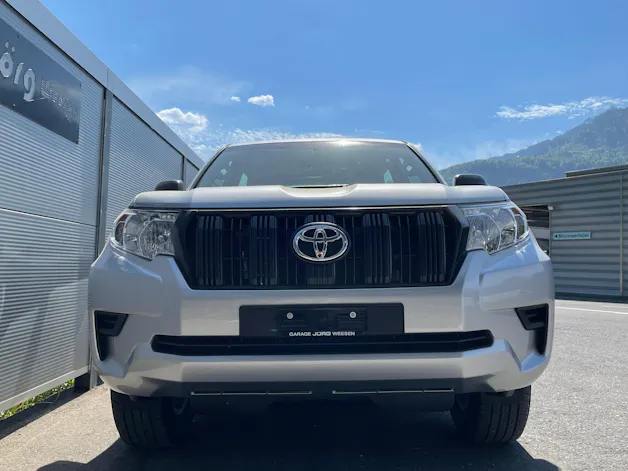 Toyota Land Cruiser 2.8 D 204 Active