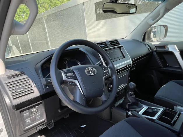 Toyota Land Cruiser 2.8 D 204 Active