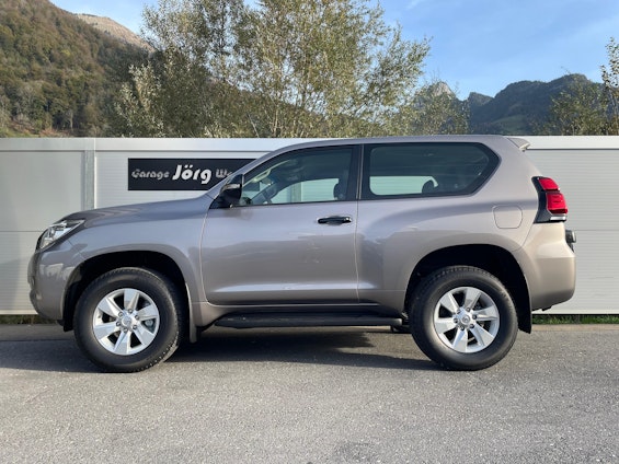 Vehicle image 2 Vehicle image 2