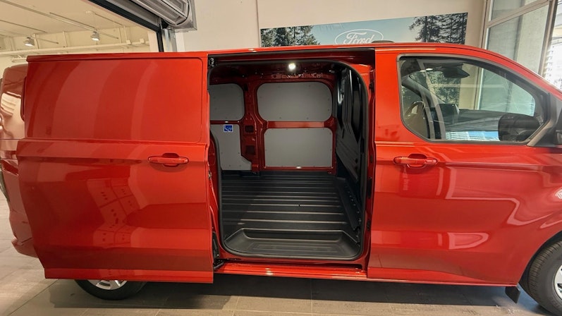 Vehicle image FORD TRANSIT CUSTOM