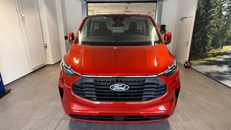 Vehicle image FORD TRANSIT CUSTOM