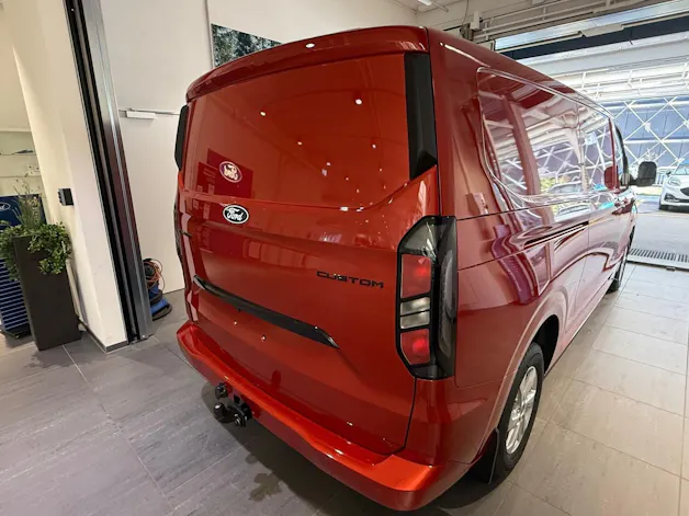 Ford Transit C Van 320 L2 2.0 EcoBlue 170 Limited