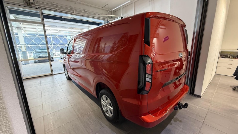 Vehicle image FORD TRANSIT CUSTOM