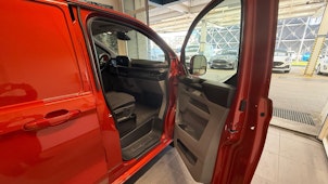 Vehicle image FORD Transit C Van 320 L2 2.0 EcoBlue 170 Limited