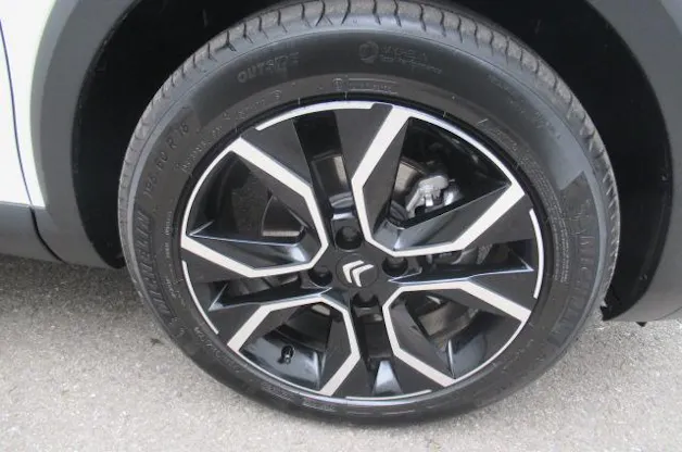Citroën e-C4 X Shine