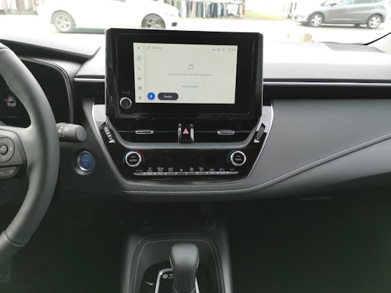 Vehicle image 13 Vehicle image 13