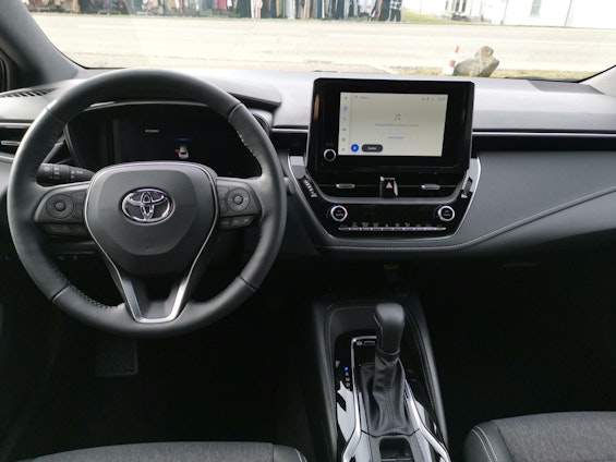 Vehicle image 12 Vehicle image 12