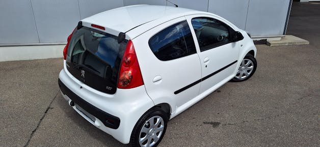 PEUGEOT 107 1.0 Trendy EGS Occasion CHF 6'900.–