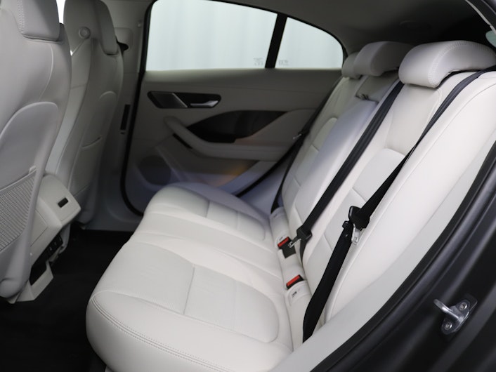 Vehicle image JAGUAR I-PACE