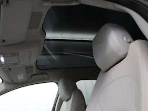 Vehicle image JAGUAR I-Pace EV400 SE AWD