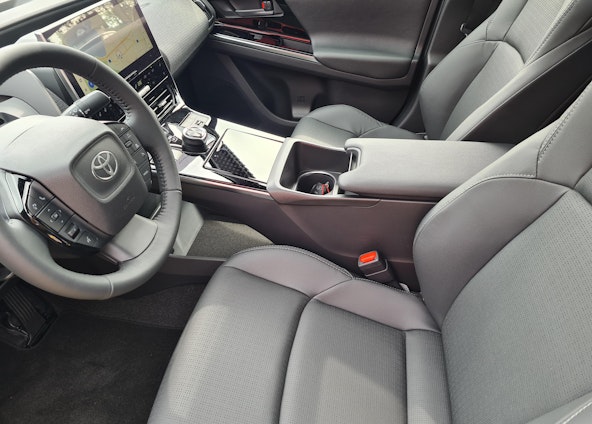 Vehicle image 6 Vehicle image 6