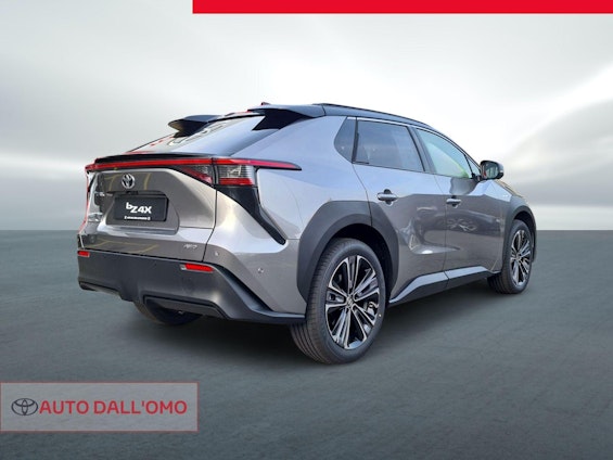 Vehicle image 4 Vehicle image 4