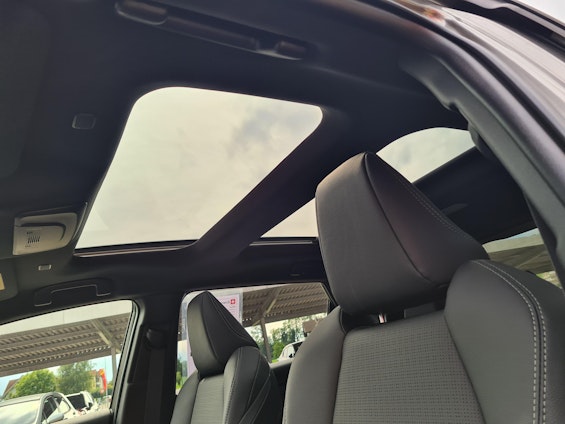 Vehicle image 27 Vehicle image 27