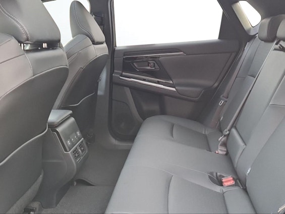 Vehicle image 8 Vehicle image 8