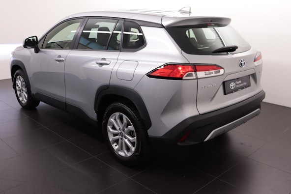 Vehicle image 5