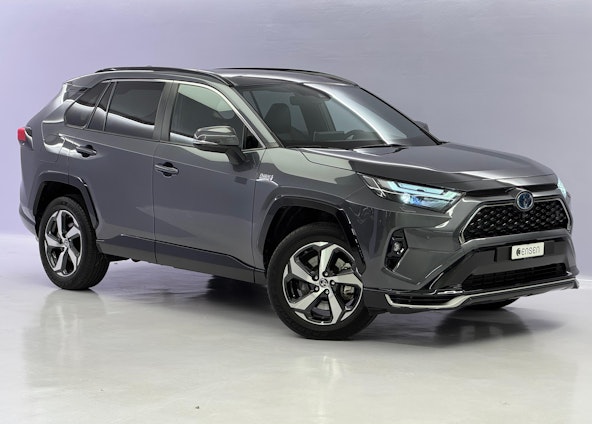 First vehicle image First vehicle image