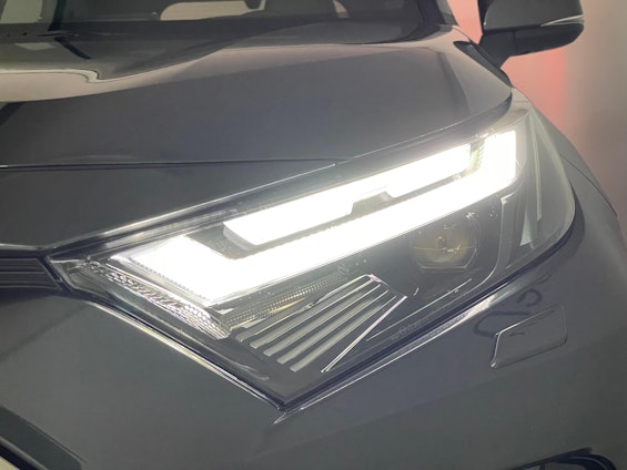 Vehicle image 16 Vehicle image 16