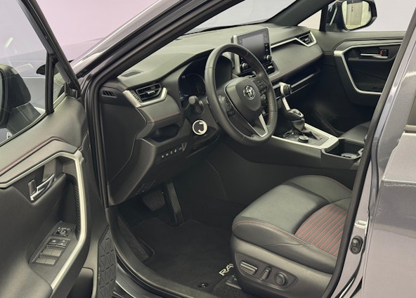 Vehicle image 6 Vehicle image 6