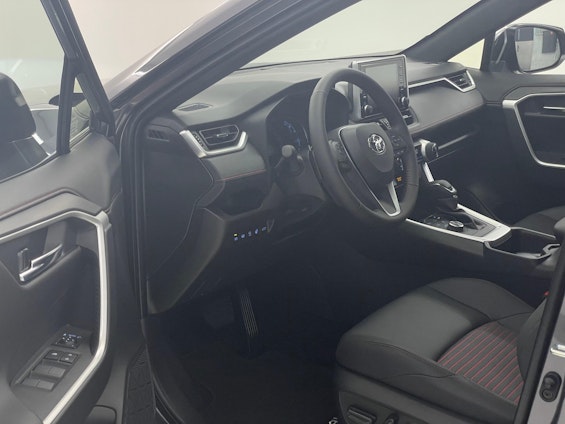 Vehicle image 5 Vehicle image 5