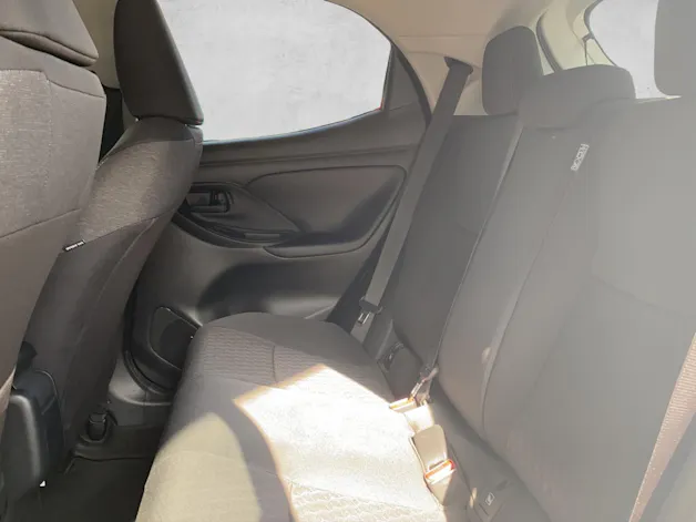 Toyota Yaris 1.5 VVT-i HSD Trend