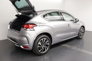 Vehicle image DS AUTOMOBILES DS4 Crossback 1.2 PureTech So Chic