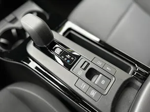 Toyota Prius 2.0 Plug-In-Hybrid Style