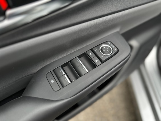 Vehicle image 11 Vehicle image 11