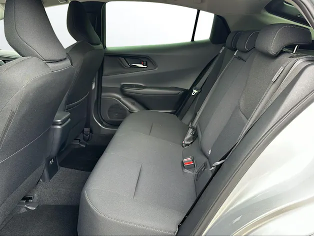 Toyota Prius 2.0 Plug-In-Hybrid Style