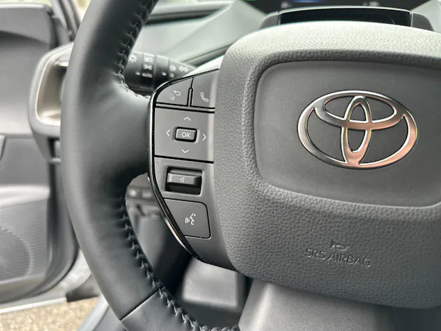 Toyota Prius 2.0 Plug-In-Hybrid Style