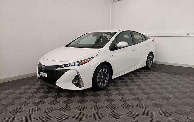 TOYOTA Prius 1.8 VVTi HSD Plug-In Premium: Jetzt Probefahrt buchen!